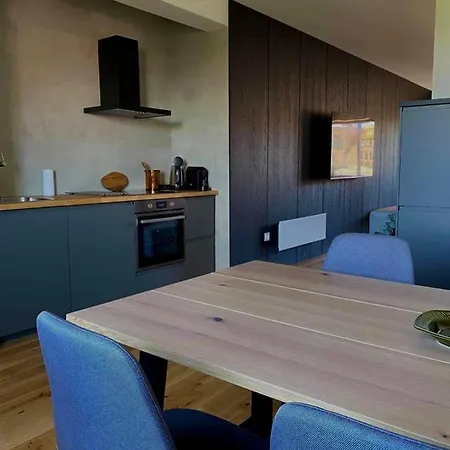 Zara Apartment *