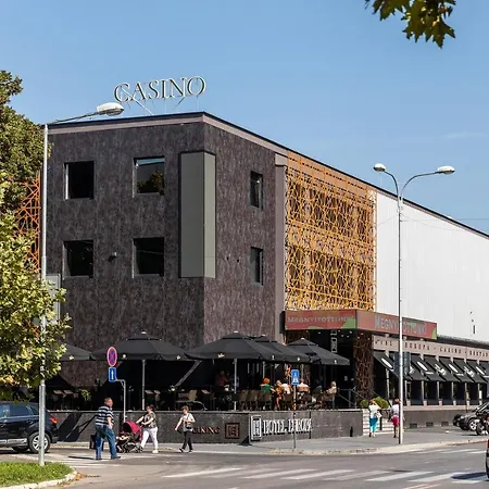 Apartment Zara Komarno