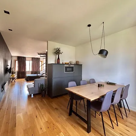 Apartment Zara Komarno